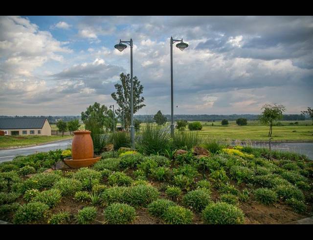 LAND FOR SALE IN HERON BANKS GOLF ESTATE